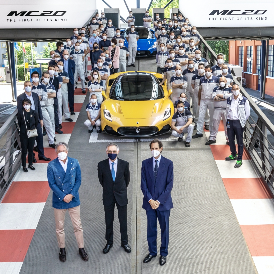 Grecale原型車照片的拍攝背景，其實是Stellantis董事長和CEO參訪工廠所留下來的。(圖片來源/ Maserati)