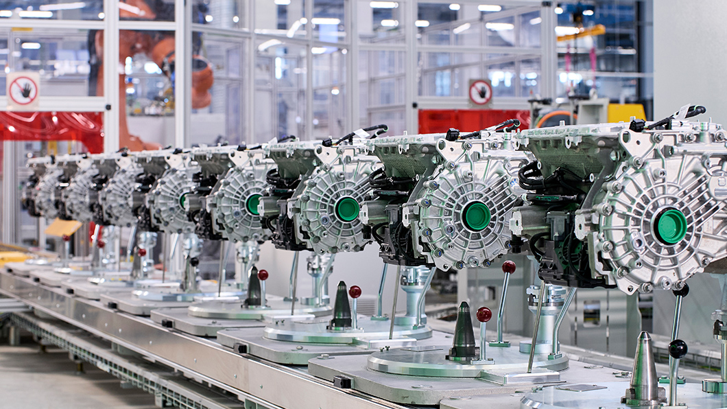 BMW表示，光是增加投資5億歐元的Dingolfing廠在2022年能提供超過50萬輛的汽車的電力驅動系統。（圖片來源/ BMW）
