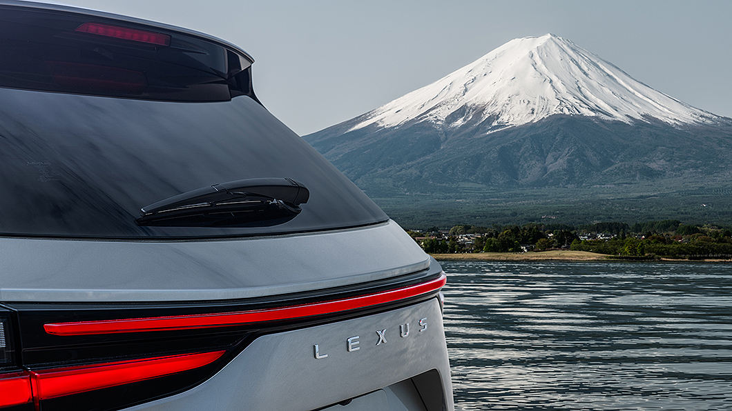 Lexus以車尾預覽圖預告新一代NX即將現身。(圖片來源/ Lexus)