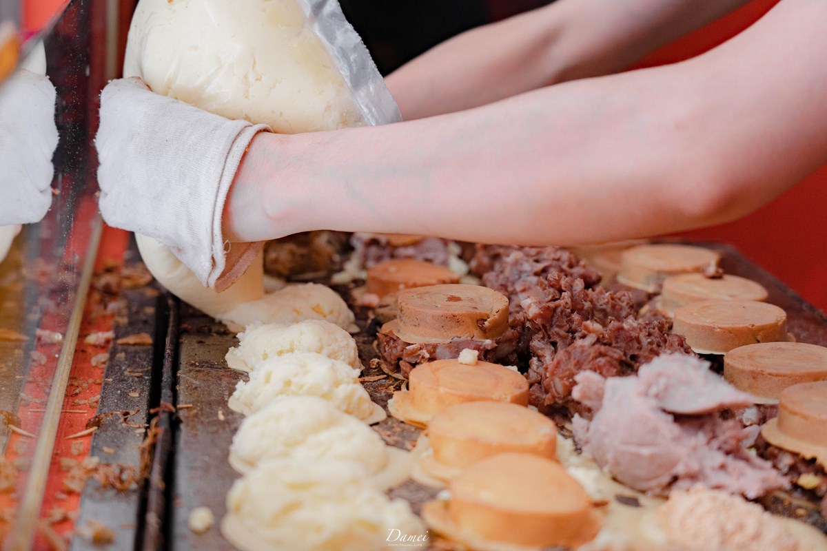 爆餡啦！北中南６家浮誇系車輪餅：牽絲「彩虹芝士」、自製珍奶內餡、消暑「冰心」