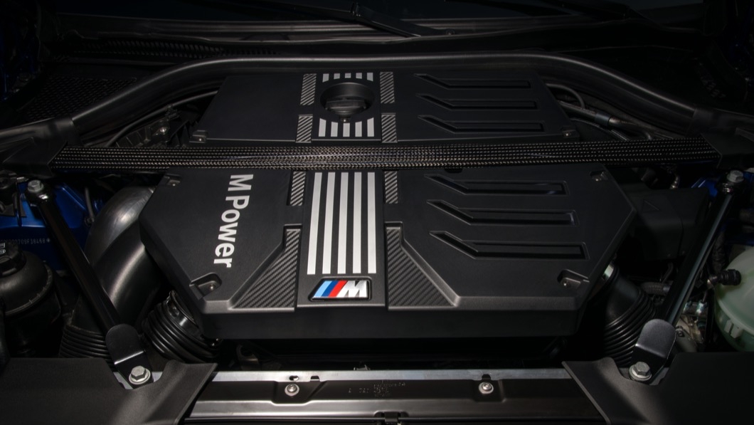 原廠針對X3 M Competition、X4 M Competition車型的引擎內部進行強化，包含採用鍛造輕量化曲軸，可以對應更高的扭力輸出。(圖片來源/ BMW)