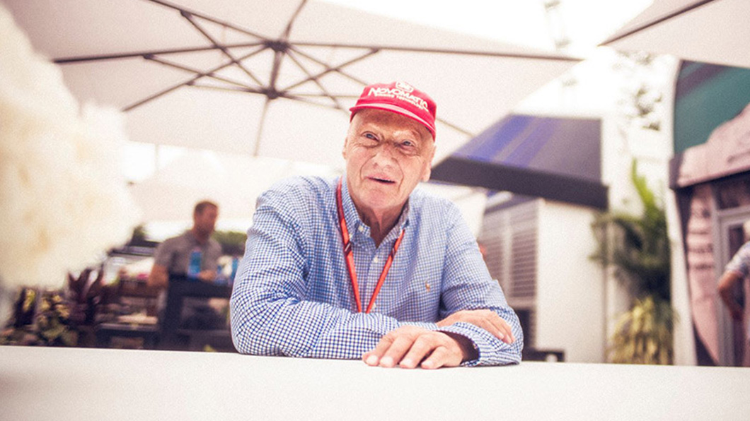 《決戰終點線》高度還原1970年代 Formula 1的傳奇車手Niki Lauda角逐王者寶座的精采故事。