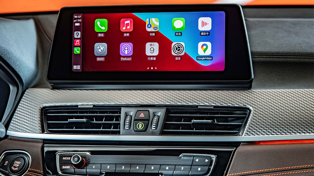 BMW X2全車型標準配備無線Apple CarPlay整合系統。（圖片來源/ BMW）