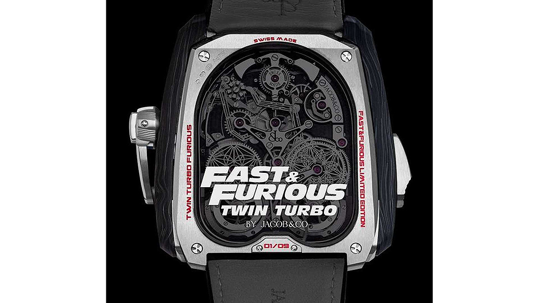 Twin Turbo Fast & Furious為全機械腕錶，機芯以832個零件組成，錶殼也用上88個零件。（圖片來源/ Jacob & Co）
