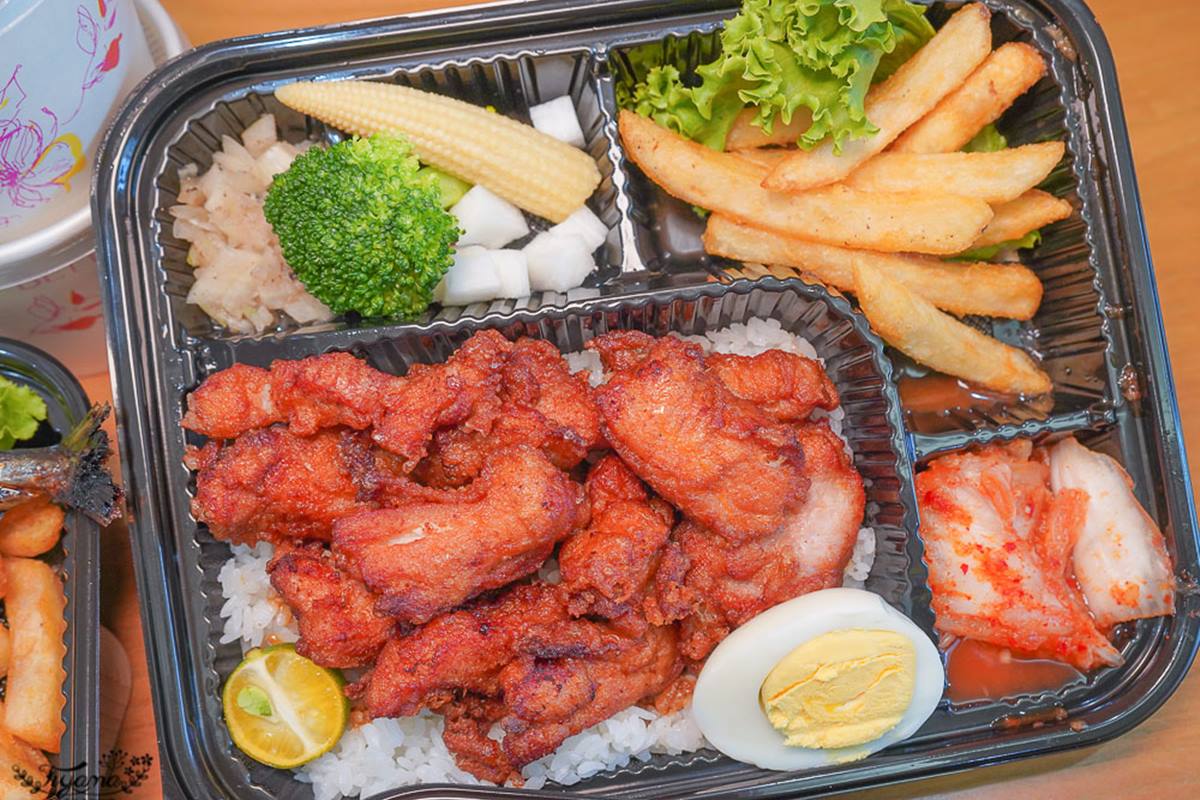 滿出來了！日式丼飯「鯖魚一夜干」比便當盒還大，爆量粉嫩「炸牛排」只要218元