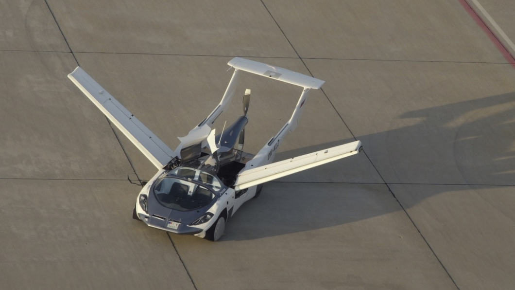 Klein Vision未來想要將這樣的飛天汽車進行量產，目前未公布開車輛的造價，但相信以飛行載具來說將會是最便宜的選擇。（圖片來源/ Klein Vision）