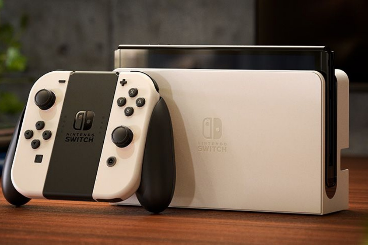 任天堂推全新「Switch OLED」！白色主機質感爆棚、７吋螢幕＋轉軸式支架超實用