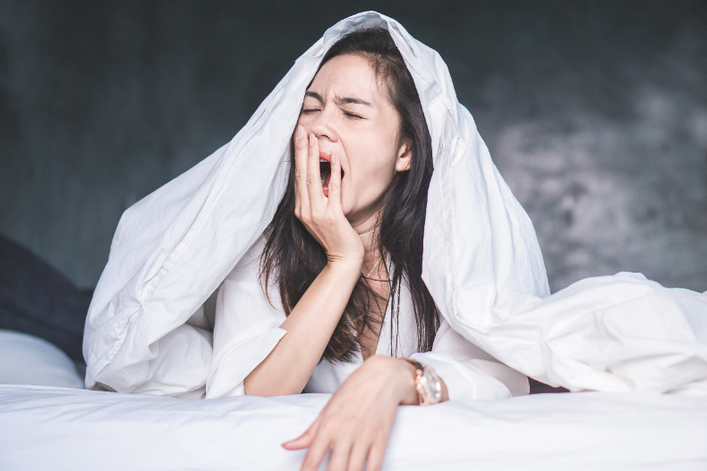 睡不著也是一種病！研究：失眠症分５類型，想成功入睡要「這樣」躺才有用
