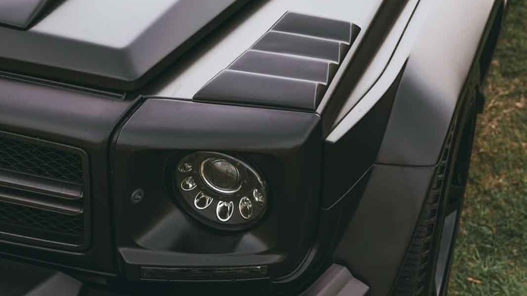 王陽明也替G55 AMG進行許多改裝，大燈則是由Mansory所提供。(圖片來源/ EMC FB粉絲團)