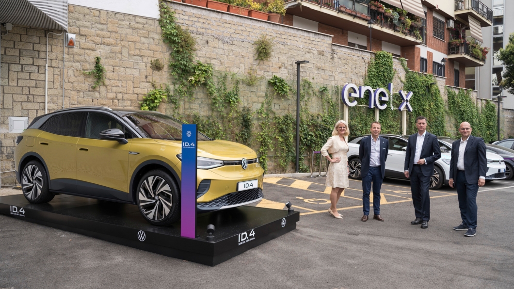 為了持續推動電動車更加普及，在義大利語Enel X成立合資公司拓展市場。（圖片來源/ Volkswagen）