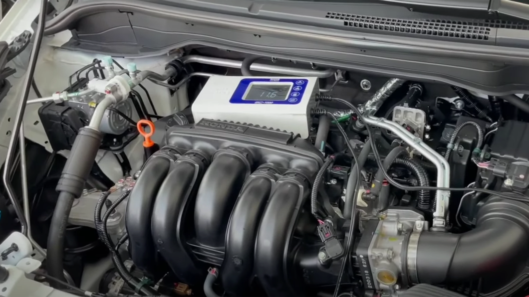 1.5升自然進氣引擎排氣量雖然與第三代相同，但已悄悄更換成DOHC雙凸輪軸引擎。(圖片來源/ TVBS)