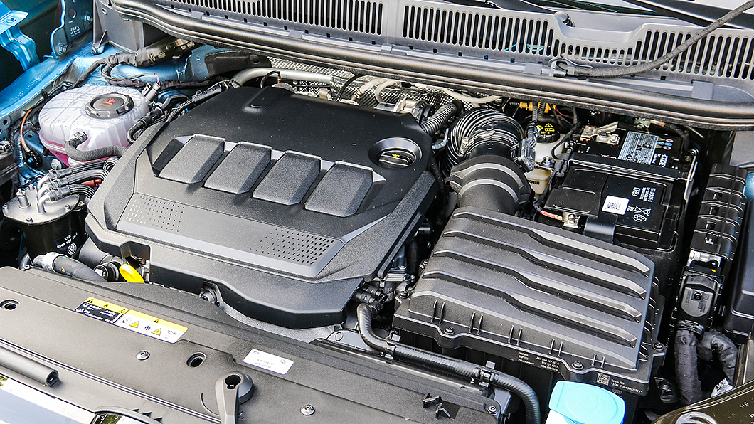 Caddy Maxi TDI Life搭載122匹馬力輸出的2.0升TDI柴油引擎，比前代柴油車型提升20匹馬力之多。