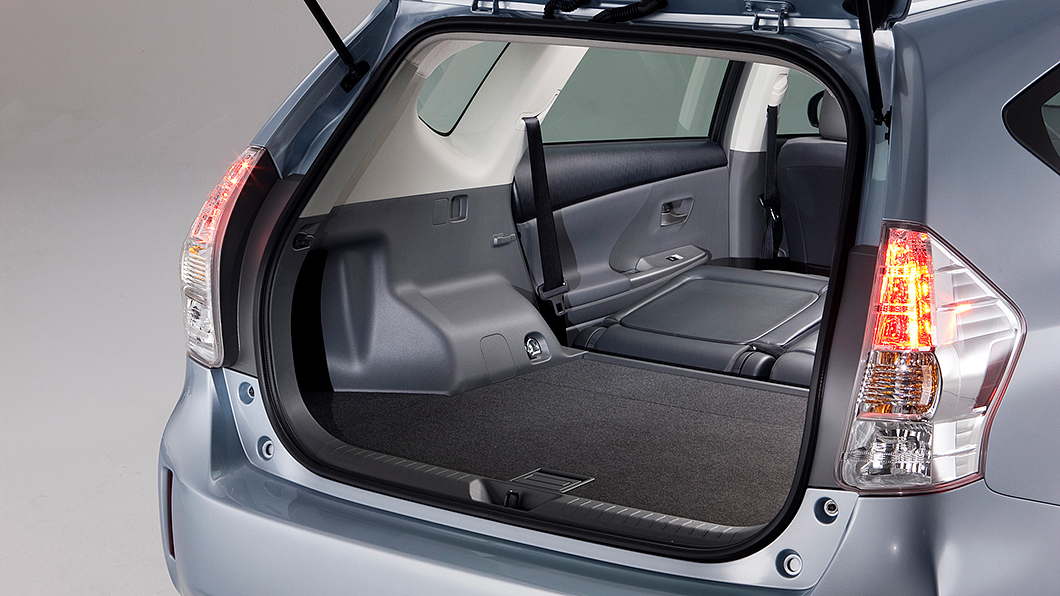 Prius α是Prius家族當中最注重空間表現的車款。(圖片來源/ Toyota)