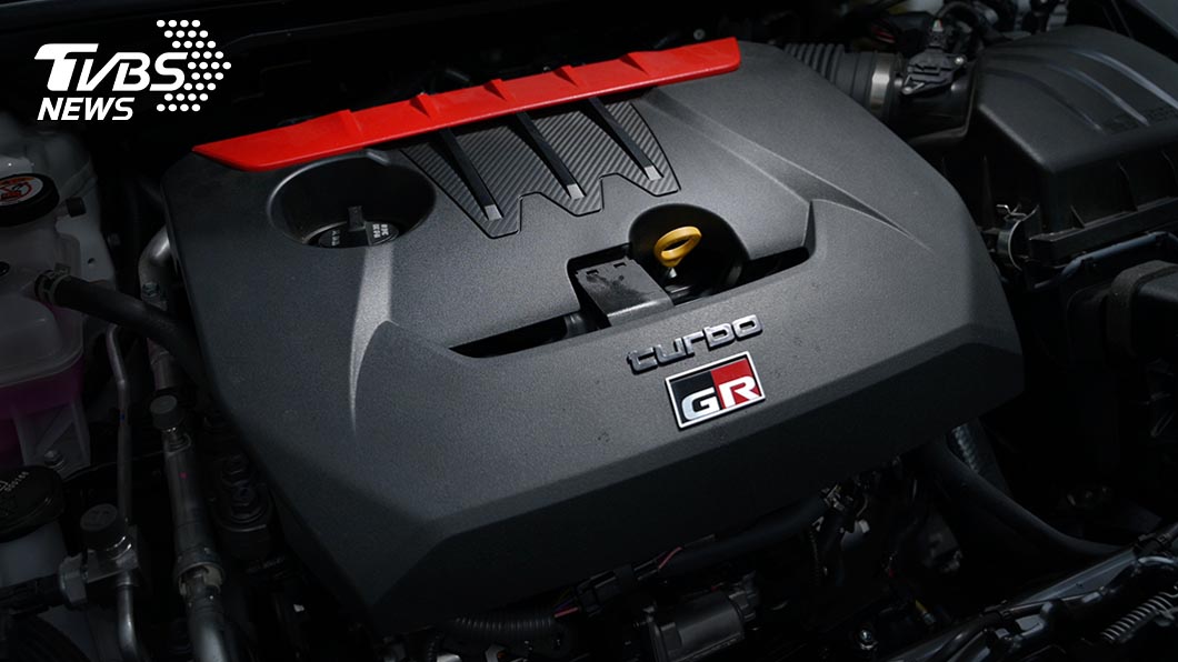 專為GR Yaris開發的1.6升直列3缸渦輪增壓引擎具有261匹最大馬力。