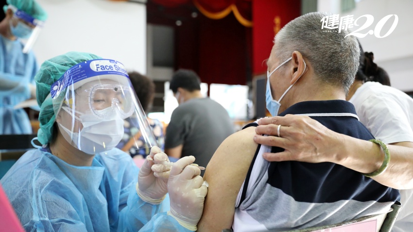 台灣疫苗吃緊，BNT要來了嗎？陳時中說今天會通過緊急使用授權