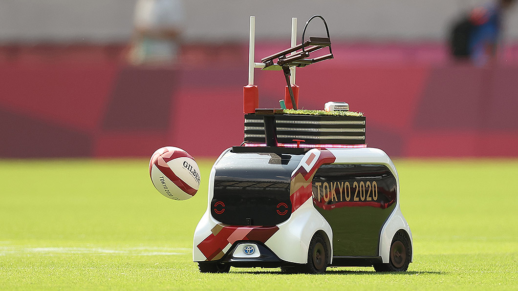 Toyota以e-Pallete為藍本，打造了兼差當球童的迷你e-Pallete遙控電動車。（圖片來源/ Olympics推特）