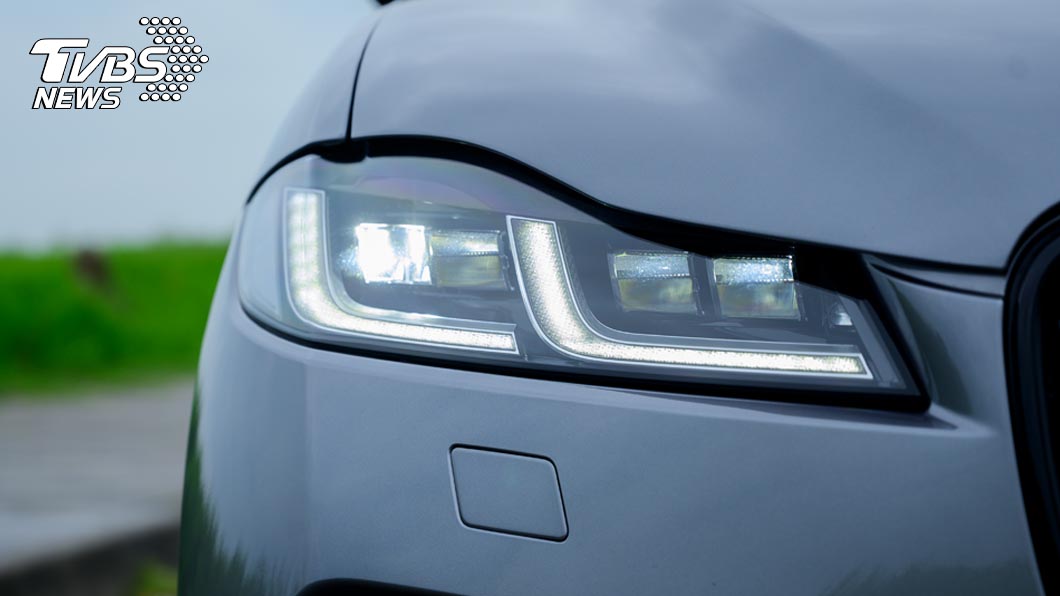 車主也可以選擇升級高解析度Pixel LED燈組，帶來更清晰的照明效果。(圖片來源/ TVBS)