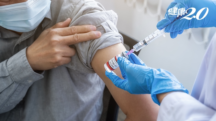 三高、心血管疾病打新冠疫苗有風險？台大醫師點名7種人要小心 早中晚做這件事可保命