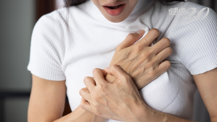 胸痛是心臟病嗎？3種疾病會造成胸痛急症 中年女性心梗症狀反而是這些