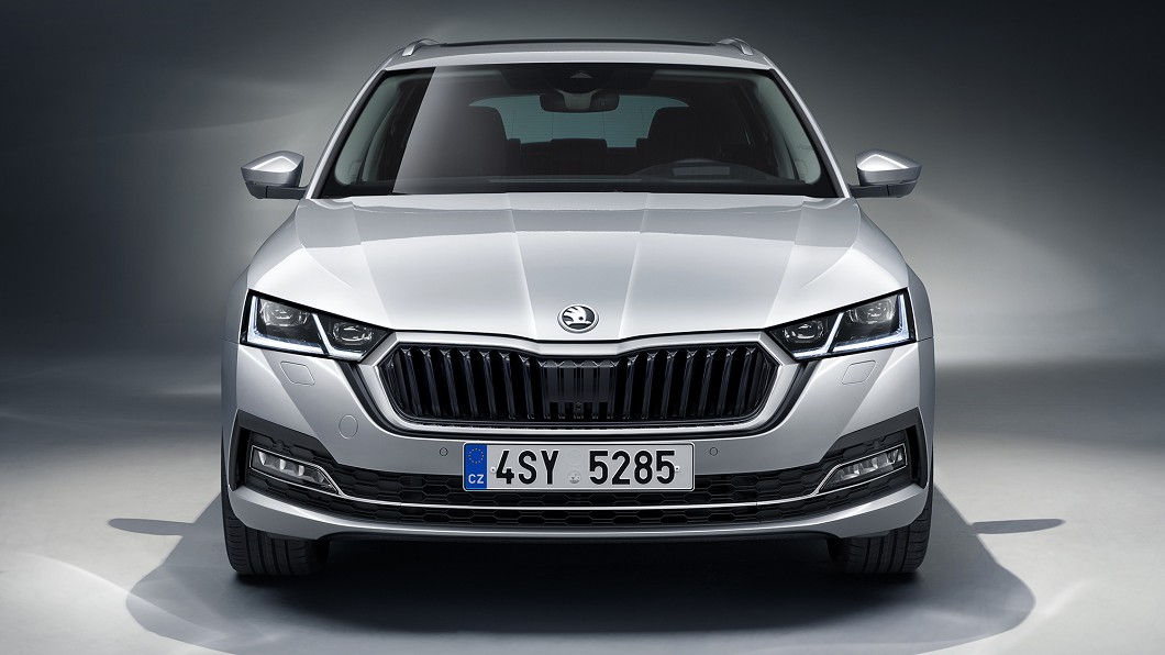除了兩款輕油電動力預期將會提供2.0 TSI 4x4四輪驅動車型。(圖片來源/ Škoda)