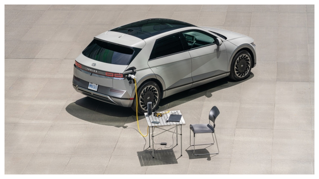 隨著車輛變成電動車之後，我們將可以透過車上的電能來做許多事情。(圖片來源/Leasing.com)