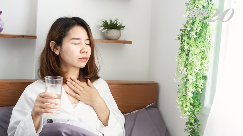 以為喉嚨痛又發燒是感冒？亞急性甲狀腺炎「這年紀」的女性最常見