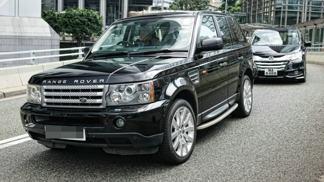 梁朝偉最喜歡開的車款是這輛15年的Land Rover Range Rover。（圖片來源/ 總李談車）