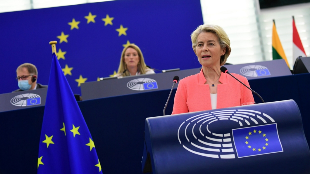 歐盟執委會主席范德賴恩（Ursula von der Leyen）近日提出《歐洲晶片法》希望解決晶片荒問題。（圖片來源/ 歐盟）