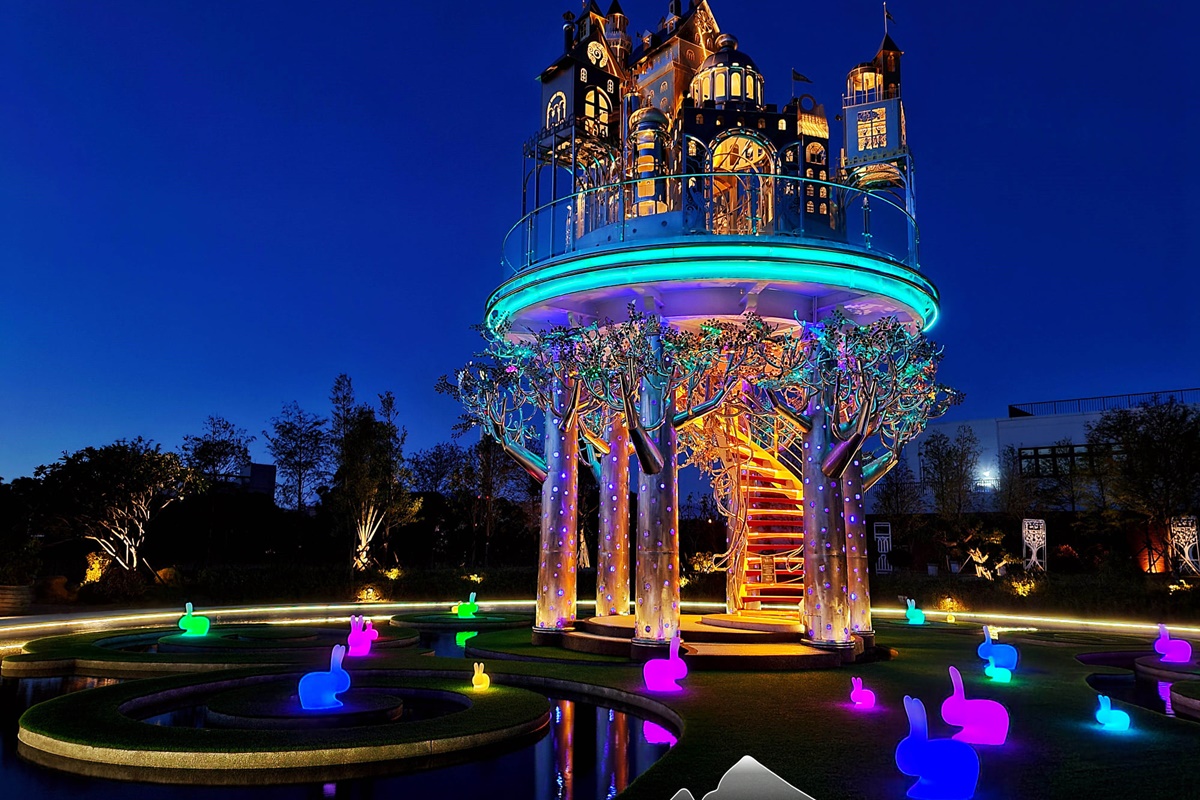 走進童話世界！宜蘭6000坪歐風「赫蒂法莊園」，空中城堡、生命之樹鏡池超好拍