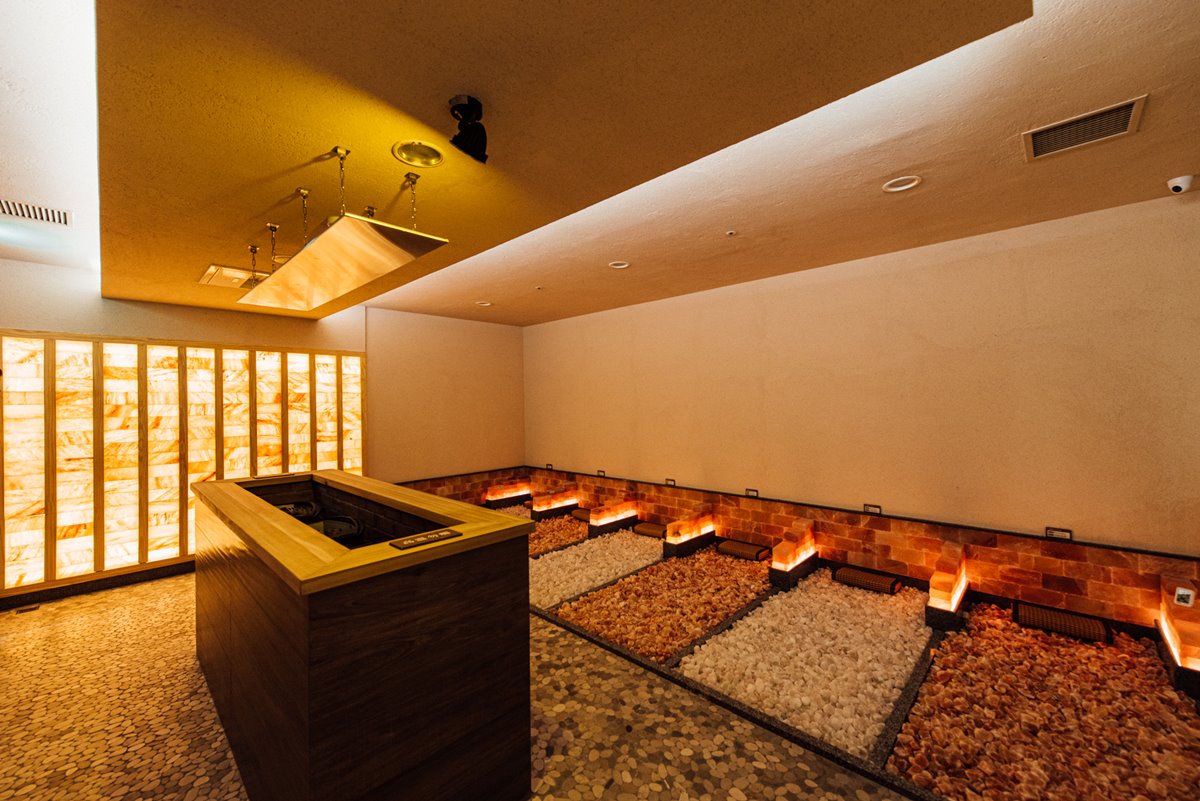 全台最大「日式岩盤浴」在新竹！５種浴房紓壓又美膚，２人同行贈30分鐘＋輕食