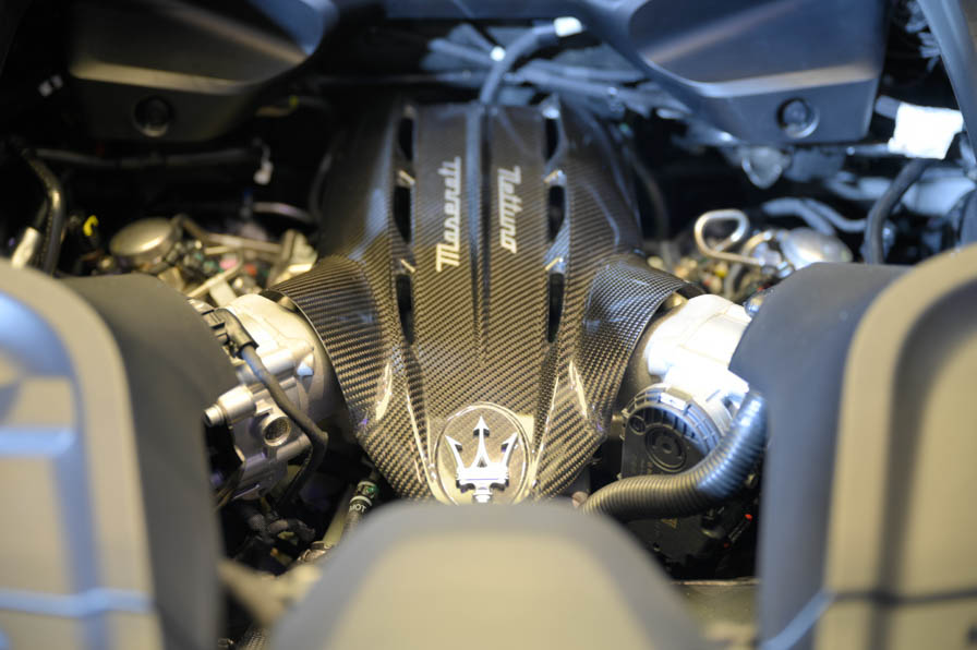 MC20搭載原廠全新開發、名為「海王星(Nettuno)」的3.0升V6雙渦輪引擎。