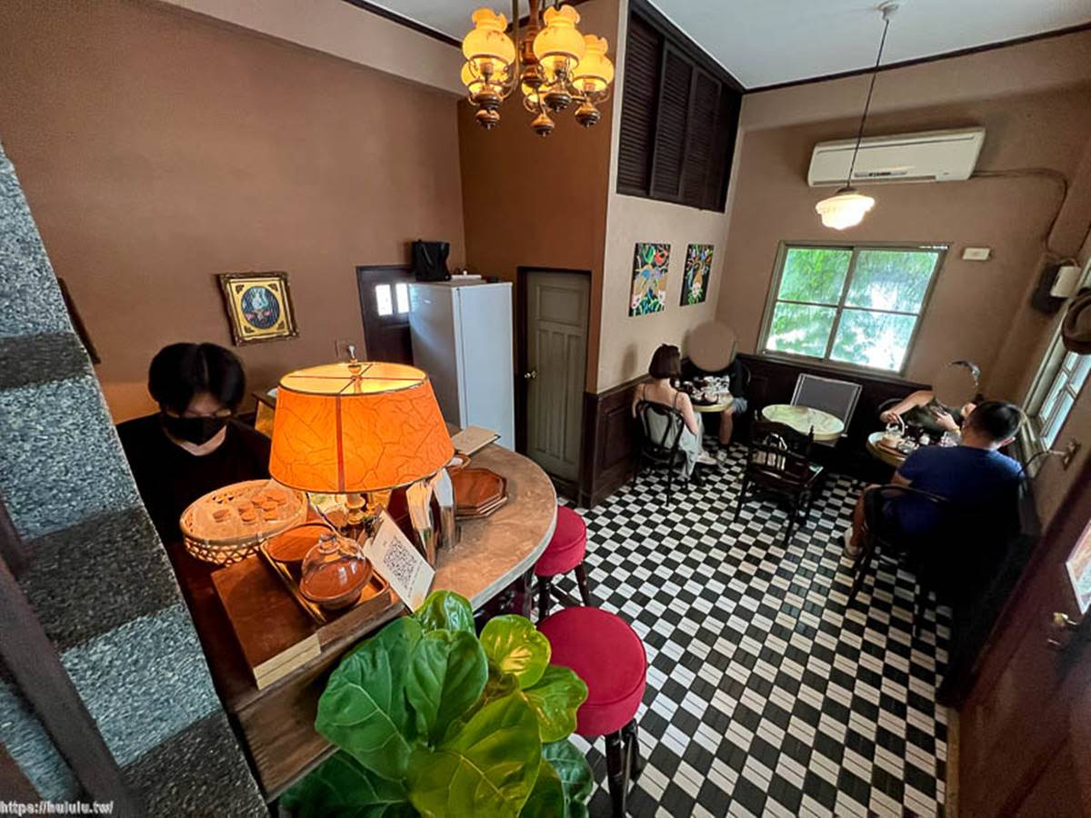 秒飛日本！台南「老宅咖啡廳」有濃濃喫茶店風，甜點必嗑招牌奶油厚片