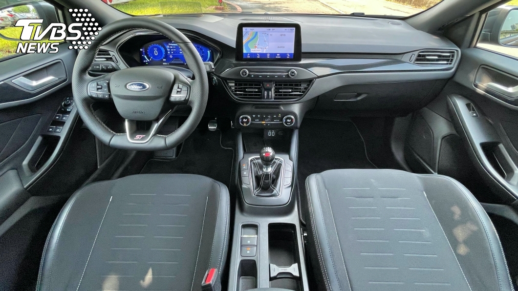 Ford Focus ST向來沒有過度花俏的裝飾，恰到好處的細節配備則可以讓車主感受到這款車的獨特。(圖片來源/ TVBS)