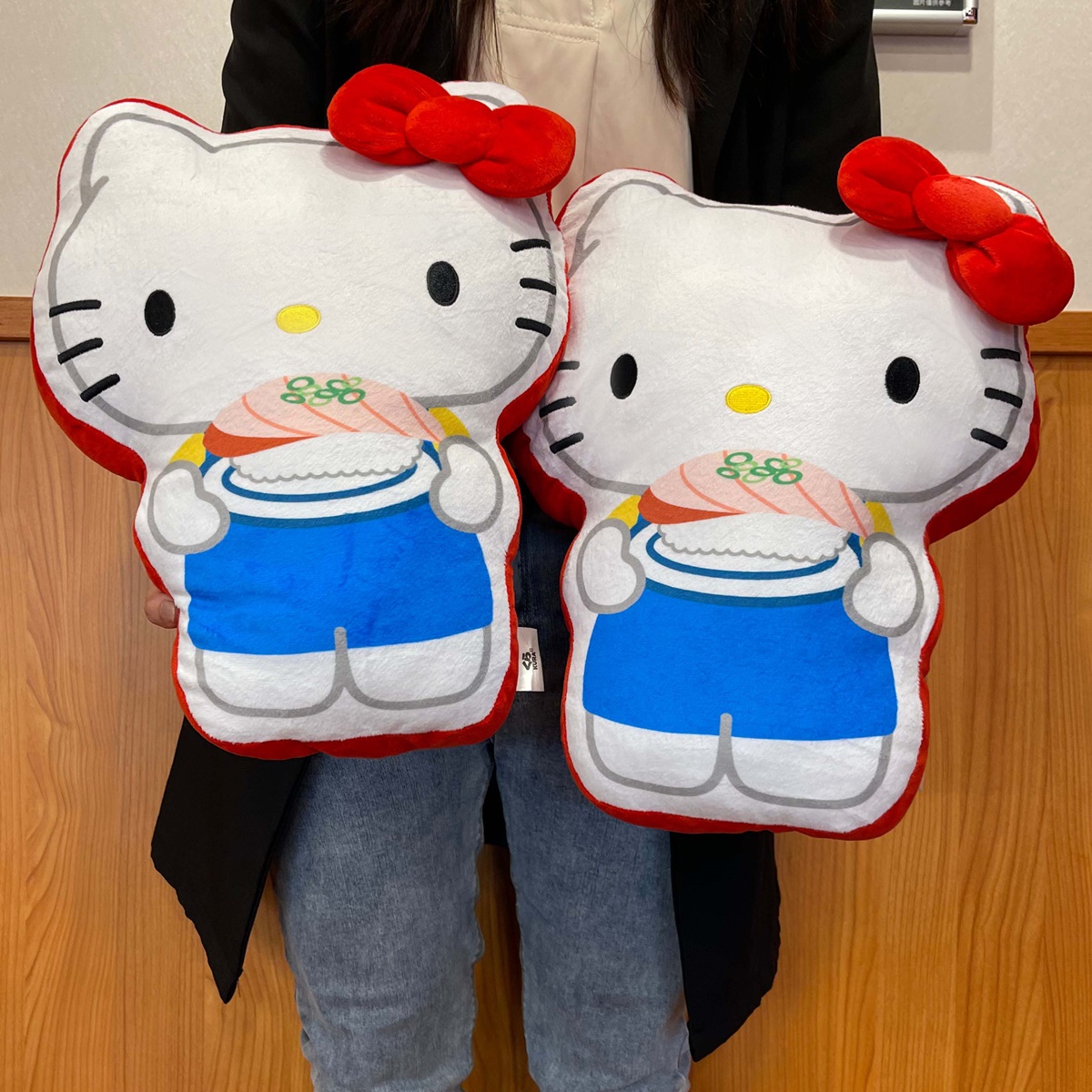 Hello Kitty扭蛋太Ｑ！藏壽司推「三麗鷗」16款周邊，集點送手提袋、30公分抱枕