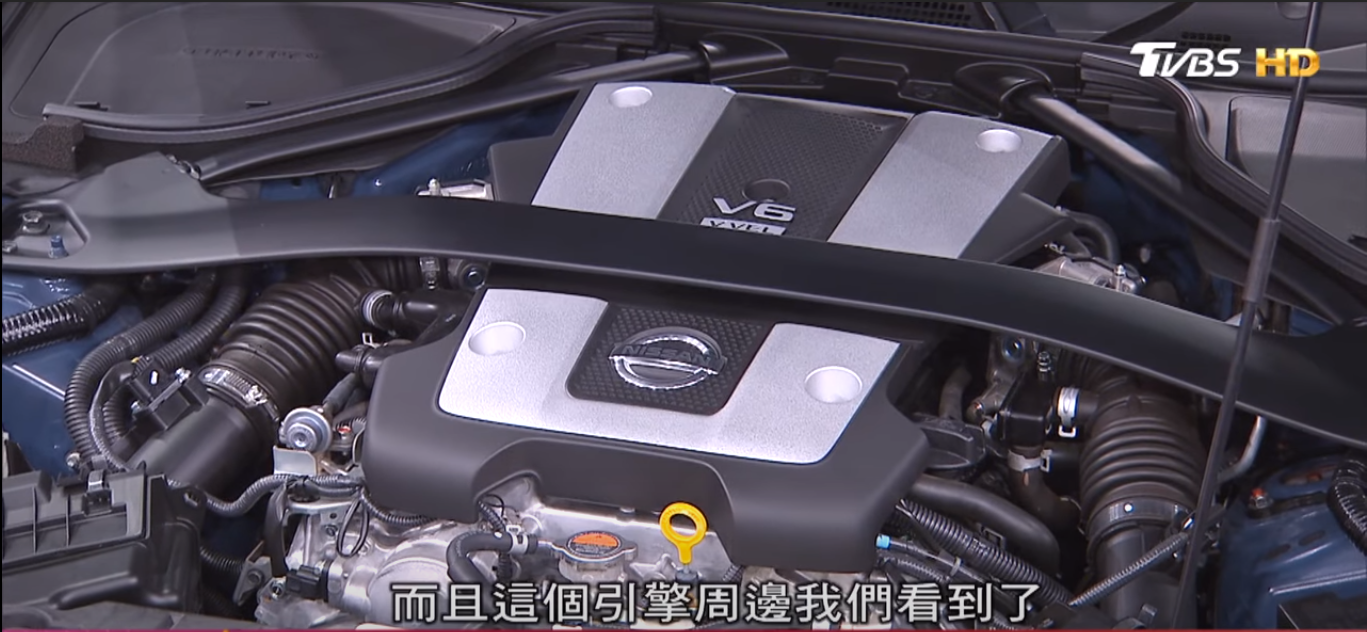 370Z搭載Nissan一代名機VQ引擎，3.7升V6自然進氣引擎可榨出330匹馬力。(圖片來源/ 地球黃金線)