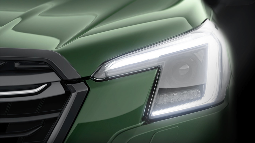 兩側燈組也針對LED日行燈造型進行修飾，並以C字造型呈現。(圖片來源/ Subaru)