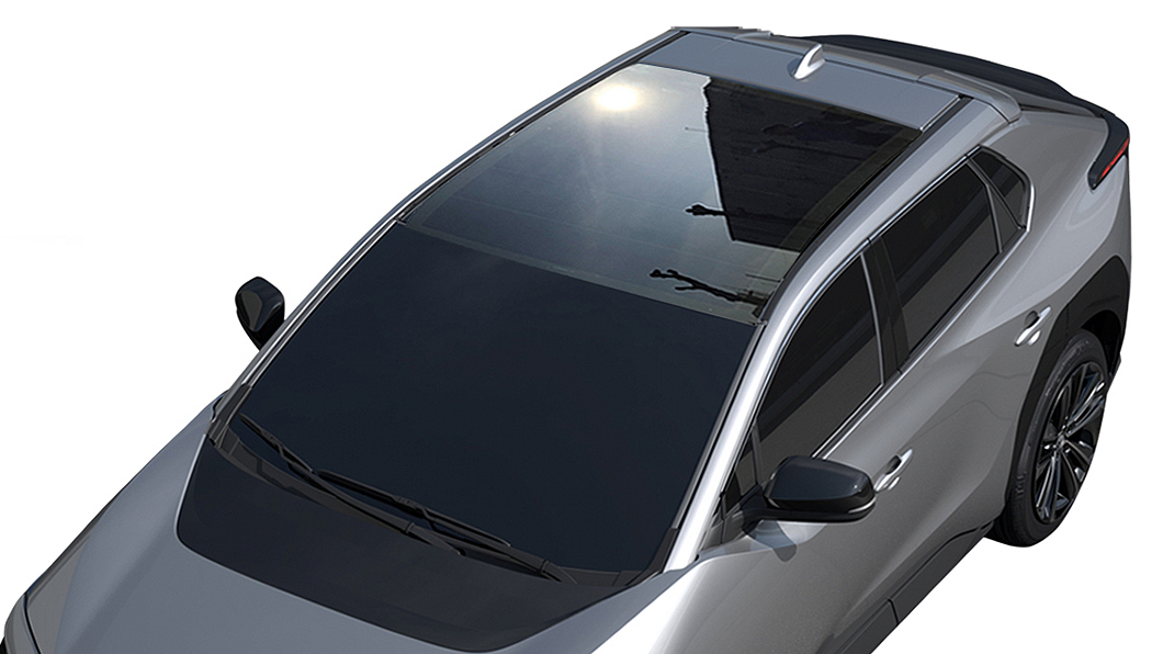 Toyota提供有太陽能車頂作為選配，能夠讓bZ4X變身成為緊急備援電源。(圖片來源/ Toyota)