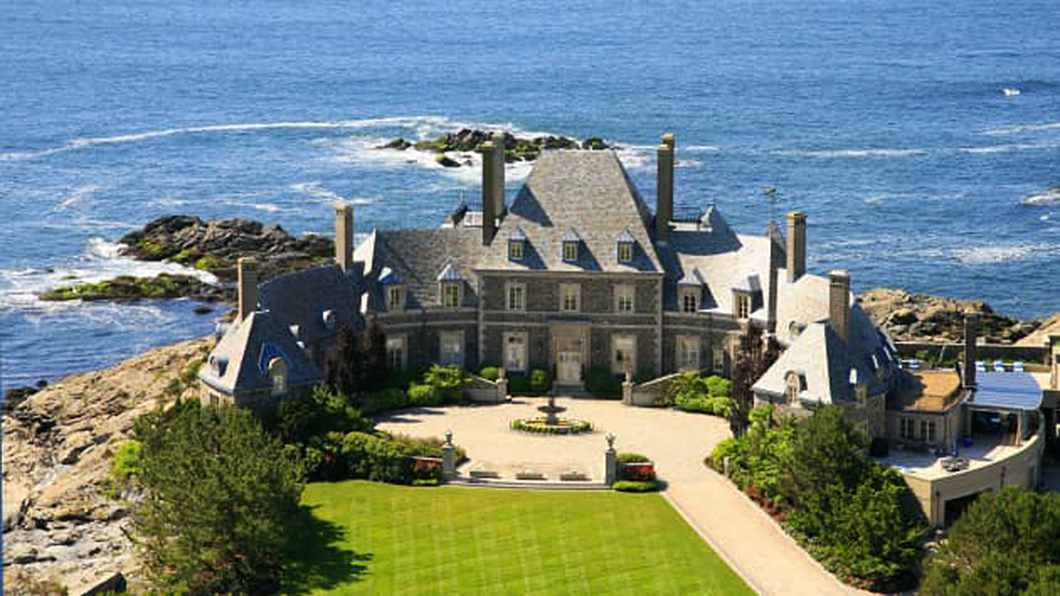 Jay Leno位於羅德島海濱近4億的豪宅，這只不過是他其中一間房子。(圖片來源/ Lila Delman Real Estate)