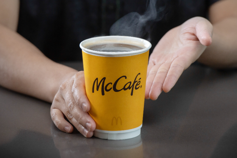 ▲麥當勞停止提供小杯「套餐咖啡」