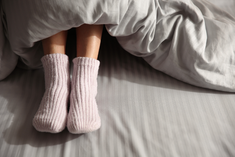 ▲穿襪子睡覺無法保暖