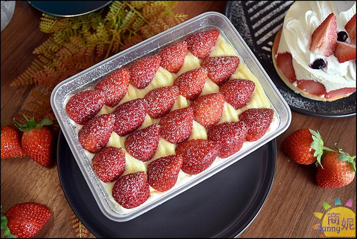 草莓控尖叫！台中「IG暴紅甜點」先搶６層草莓寶盒，雪崩舒芙蕾乳酪醬超唰嘴