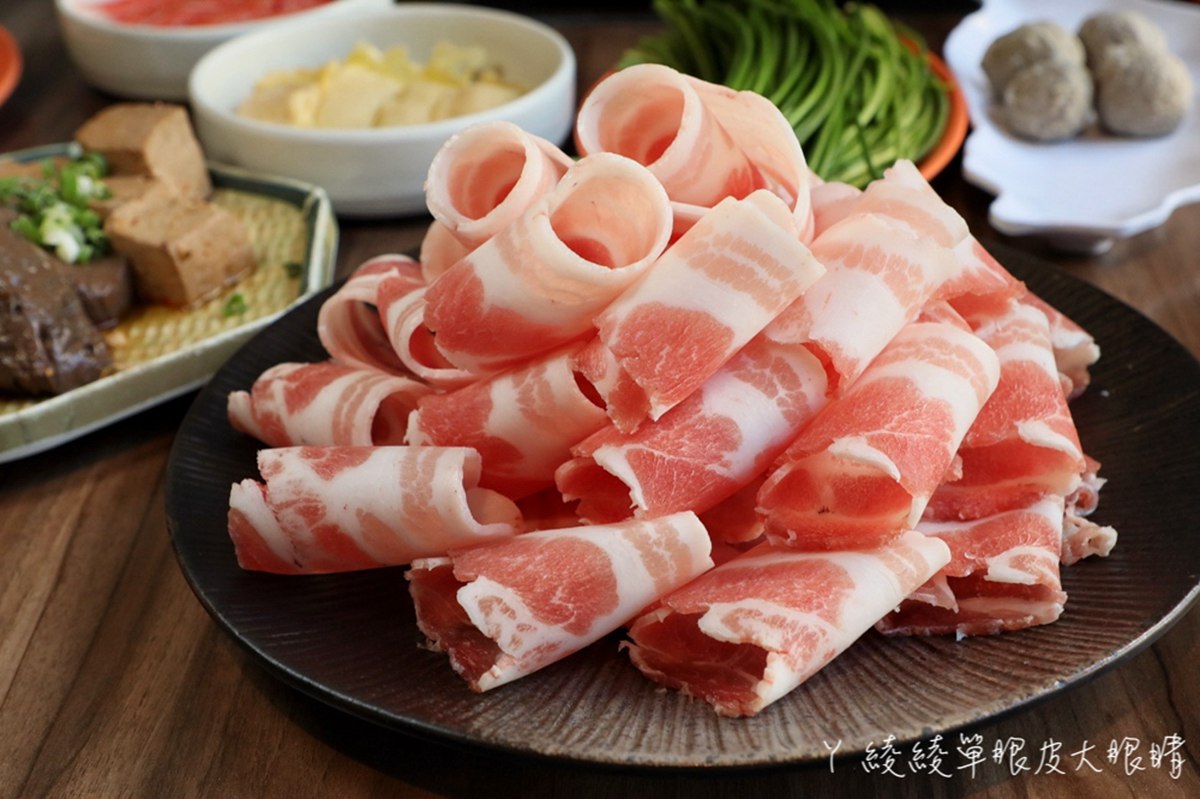海鮮控搶吃！新竹「超霸氣海鮮鍋」只賣到１月底，滿滿鮑魚、象拔蚌嗑到爽
