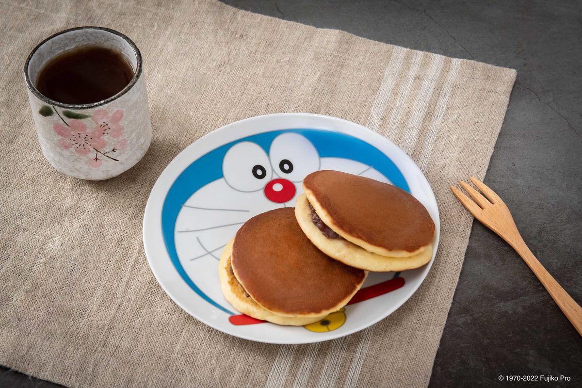 麥當勞開賣「哆啦A夢經典陶瓷碗盤組」！百寶袋碗公、幸福貓臉盤粉絲必收