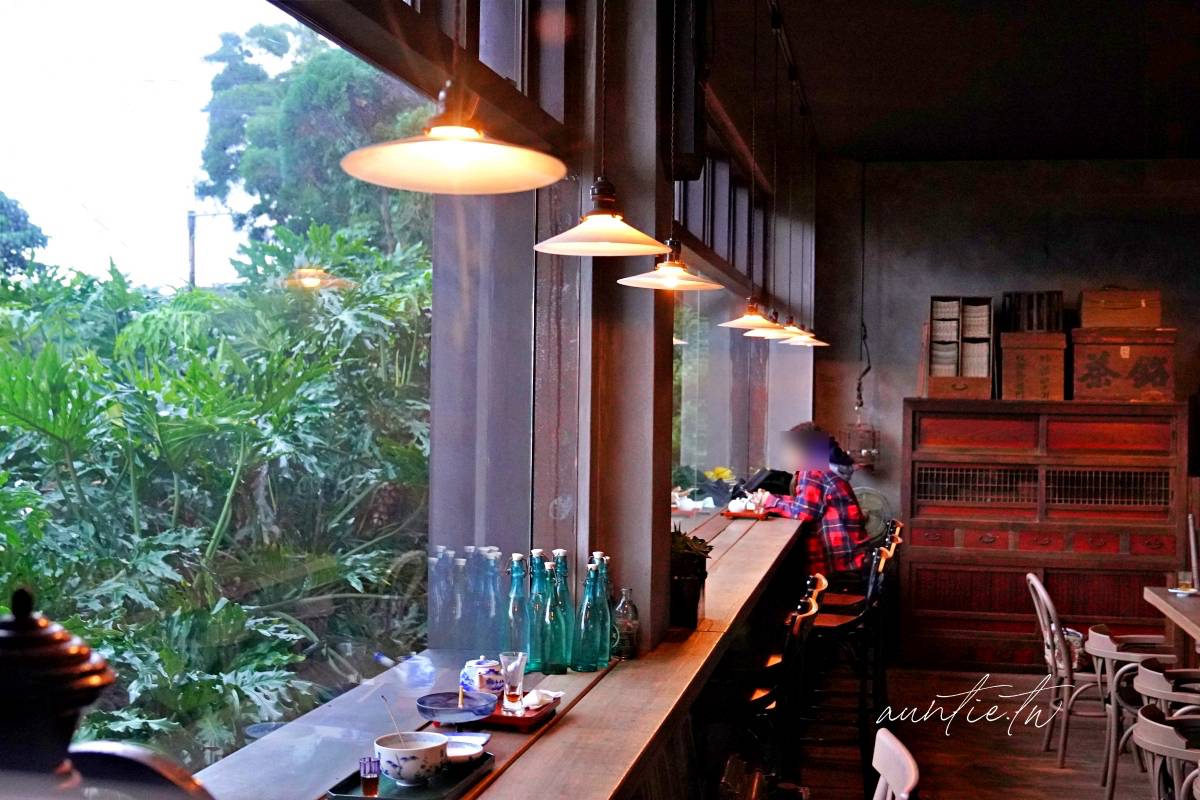 真的不是在日本？日式古物咖啡廳怎麼拍都美，打卡必點草莓大福、菊花枸杞茶