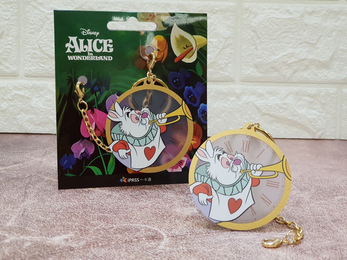 白兔懷錶款太美！迪士尼「愛麗絲夢遊仙境一卡通」３款開賣，整套收500元有找