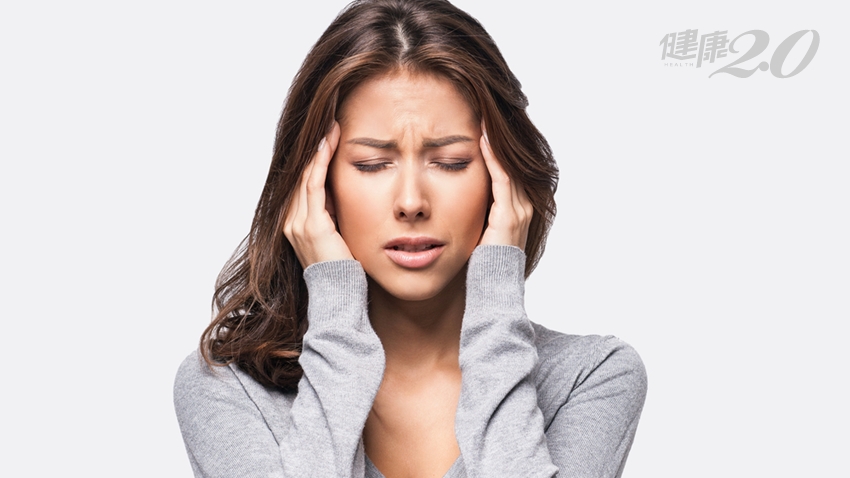 頭痛怎麼辦？醫解析4種常見頭痛原因 1方法降低頭痛程度、頻率 