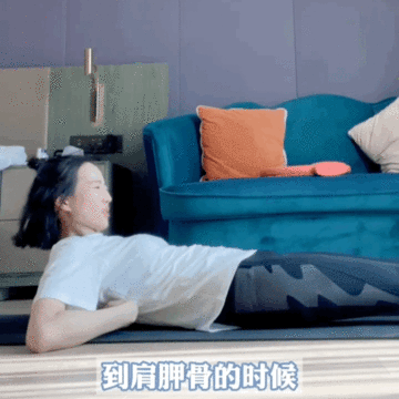 張鈞甯小紅書親示範2顆球「改善腰痠背痛」！在家躺著輕鬆就能跟著做，真的超簡單