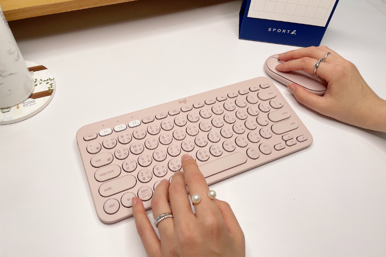 2022最美鍵盤開箱／粉嫩玫瑰復古鍵盤可可愛愛，少女心直接噴發！４款美型鍵盤一次看