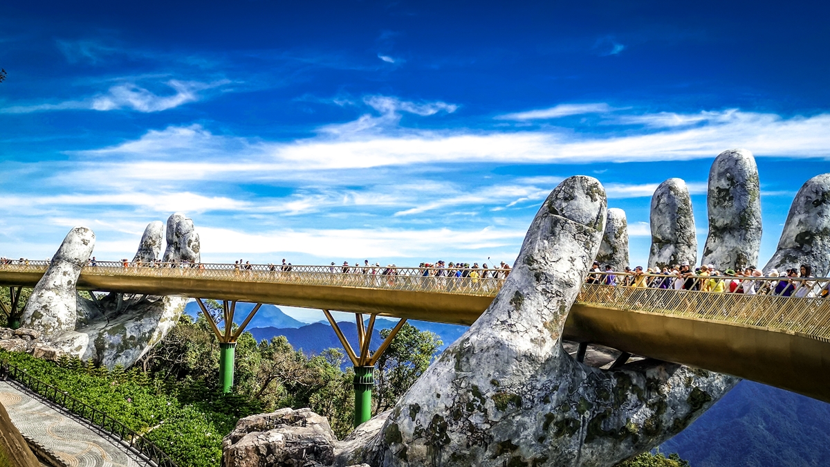 人生必去世界級美景！超狂巨手托橋＋150米天空步道，東方夏威夷先存好