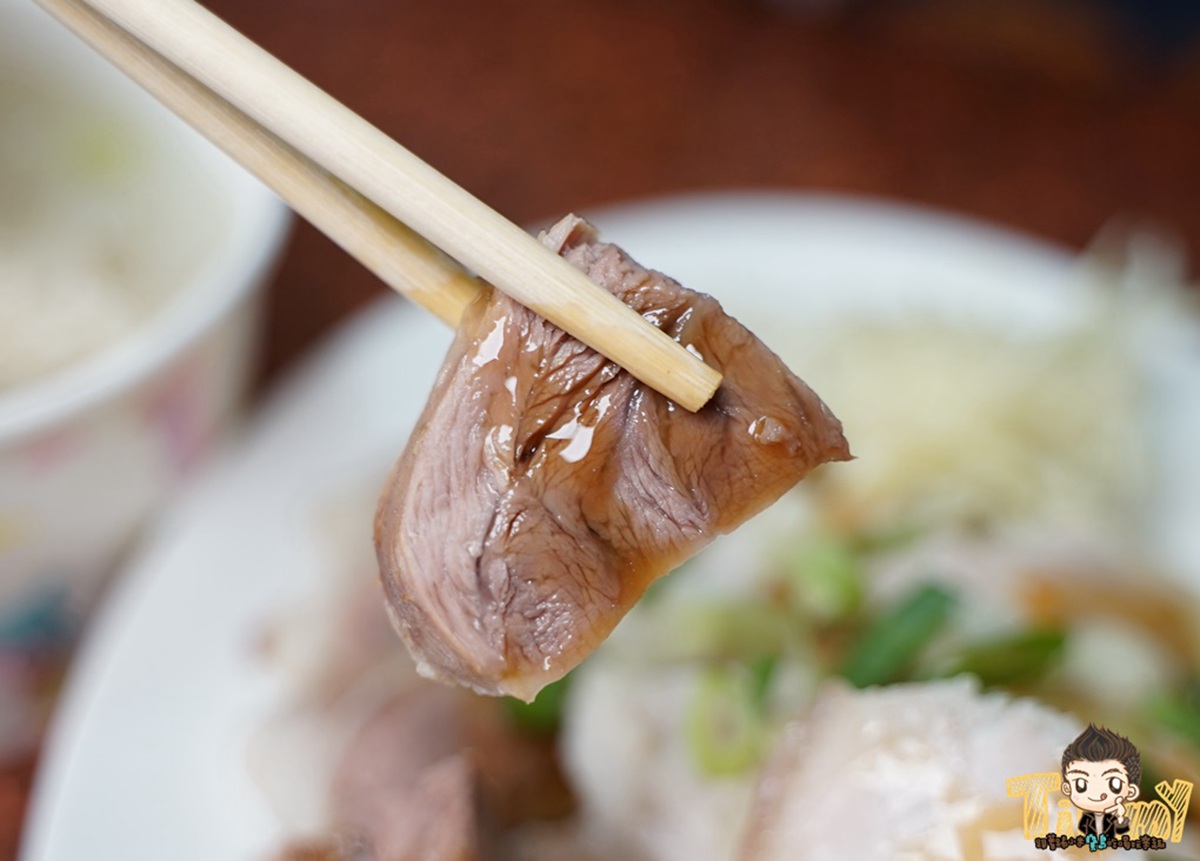 「天鵝肉」吃過嗎？新竹最強米粉攤回歸，老饕激推「限量小菜」不預訂吃不到